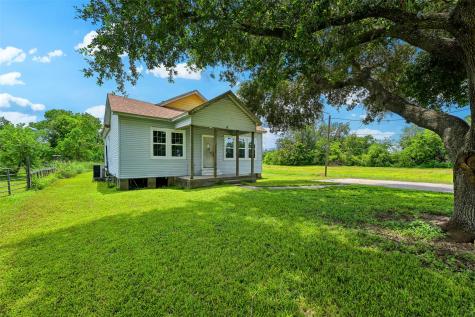 12241 W 6th Street Santa Fe TX 77510