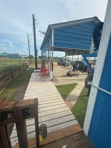 72 Pelican Street Sargent TX 77414
