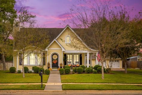 805 Anderson Street Schulenburg TX 78956