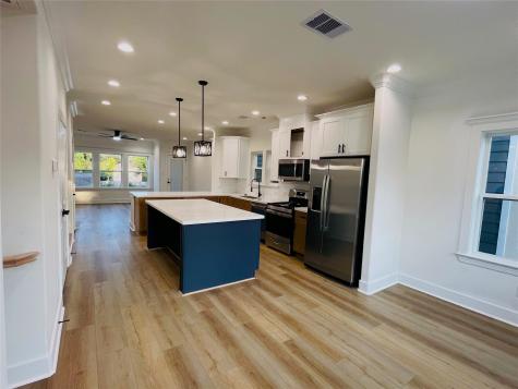 3802 Yale Street Houston TX 77018