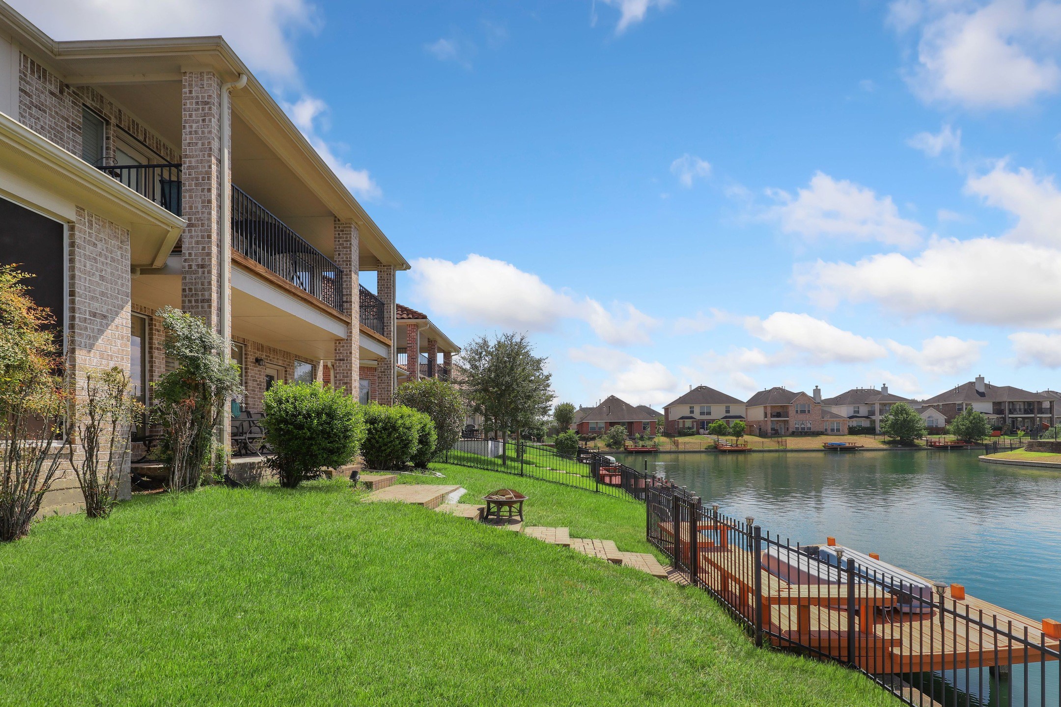 2210 Alassio Isle Court Missouri City TX 77459