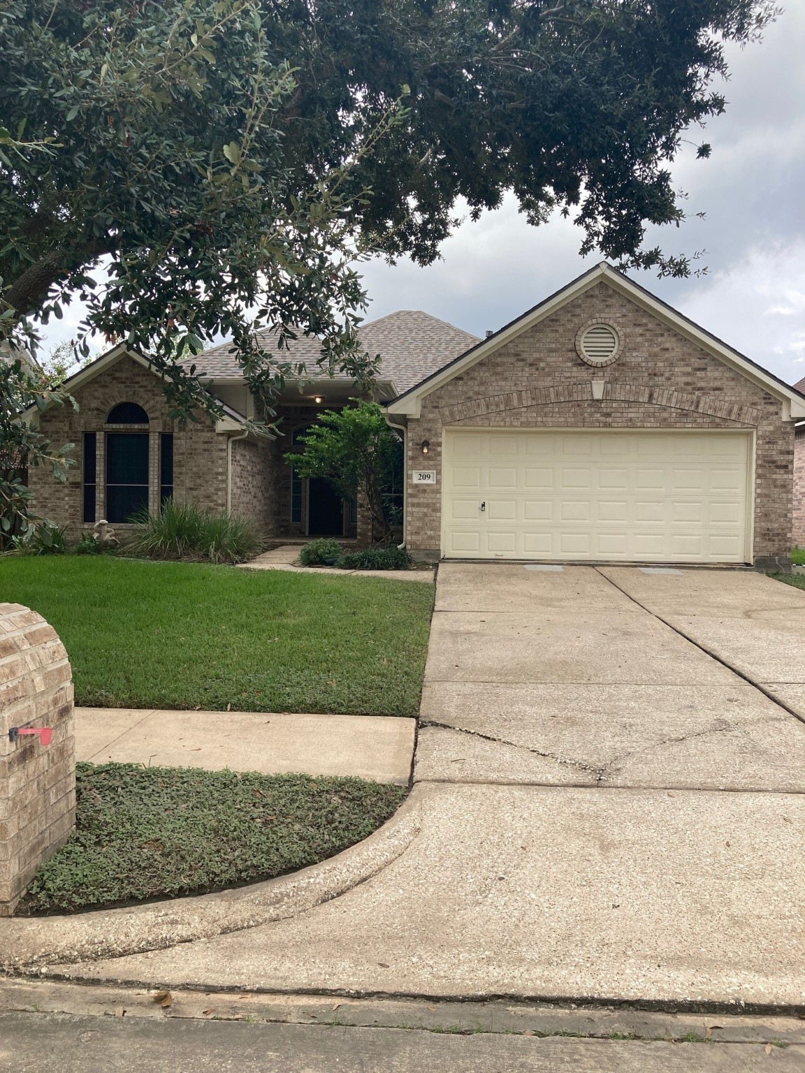 209 Spencer Landing W La Porte TX 77571