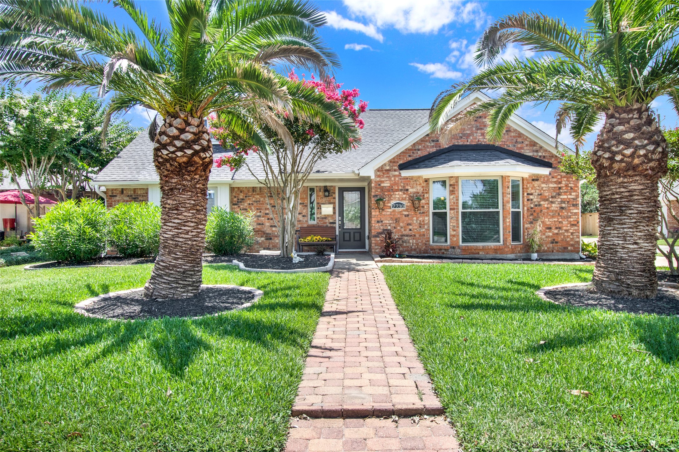7730 Beaudelaire Circle Galveston TX 77551