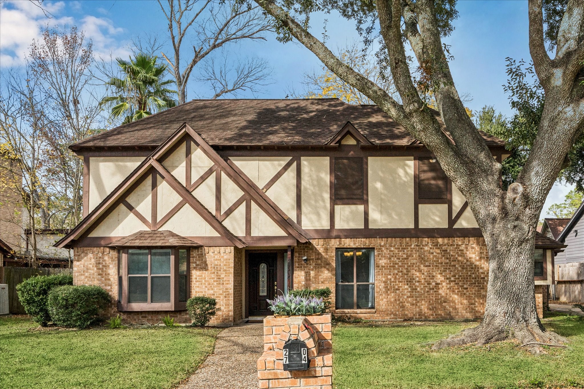 2704 Pine Needle Lane Pearland TX 77581