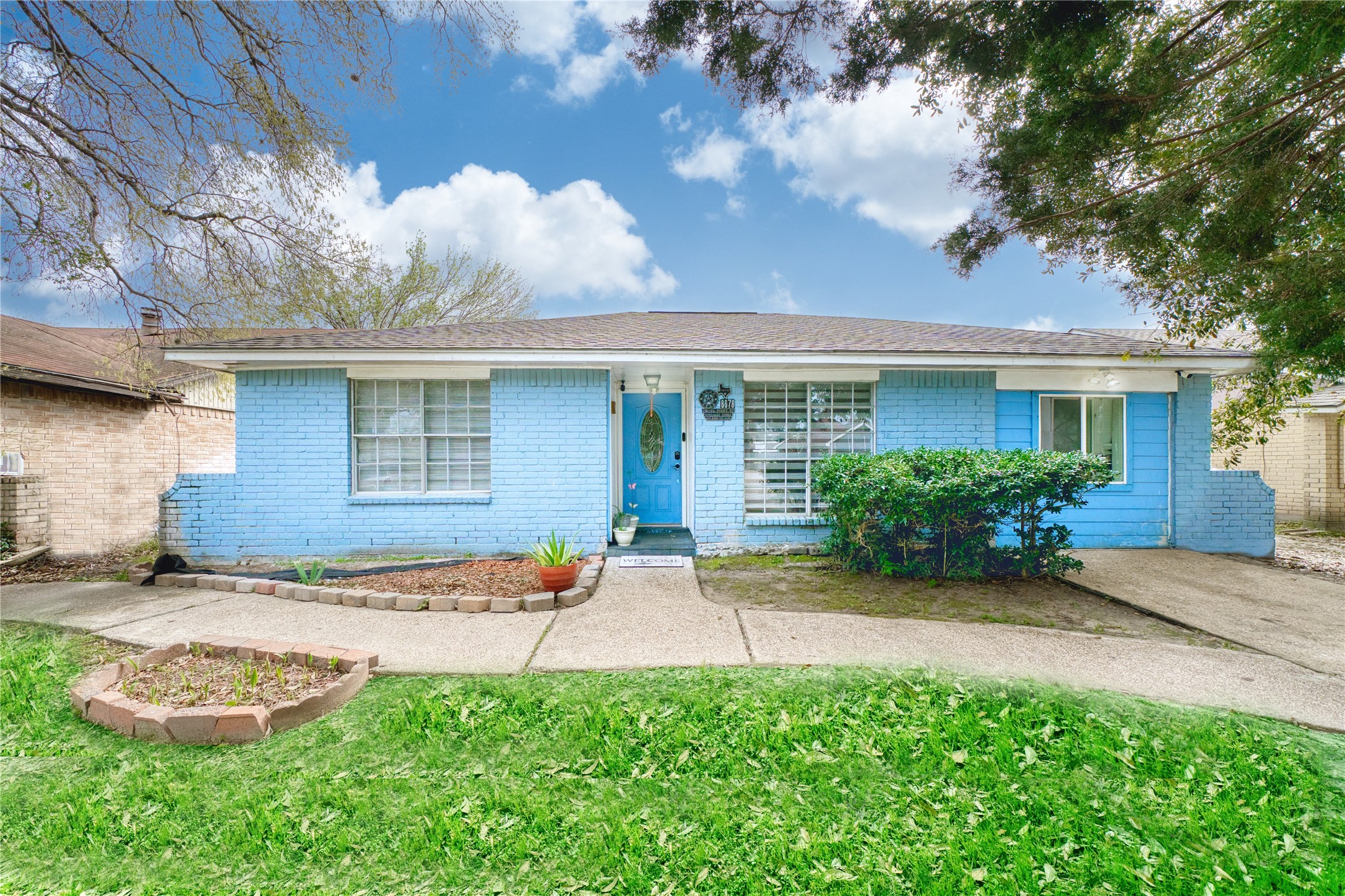 8678 Pearl Point Street Houston TX 77044