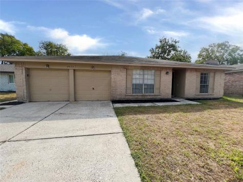 8026 Bunker Wood Lane Houston TX 77086