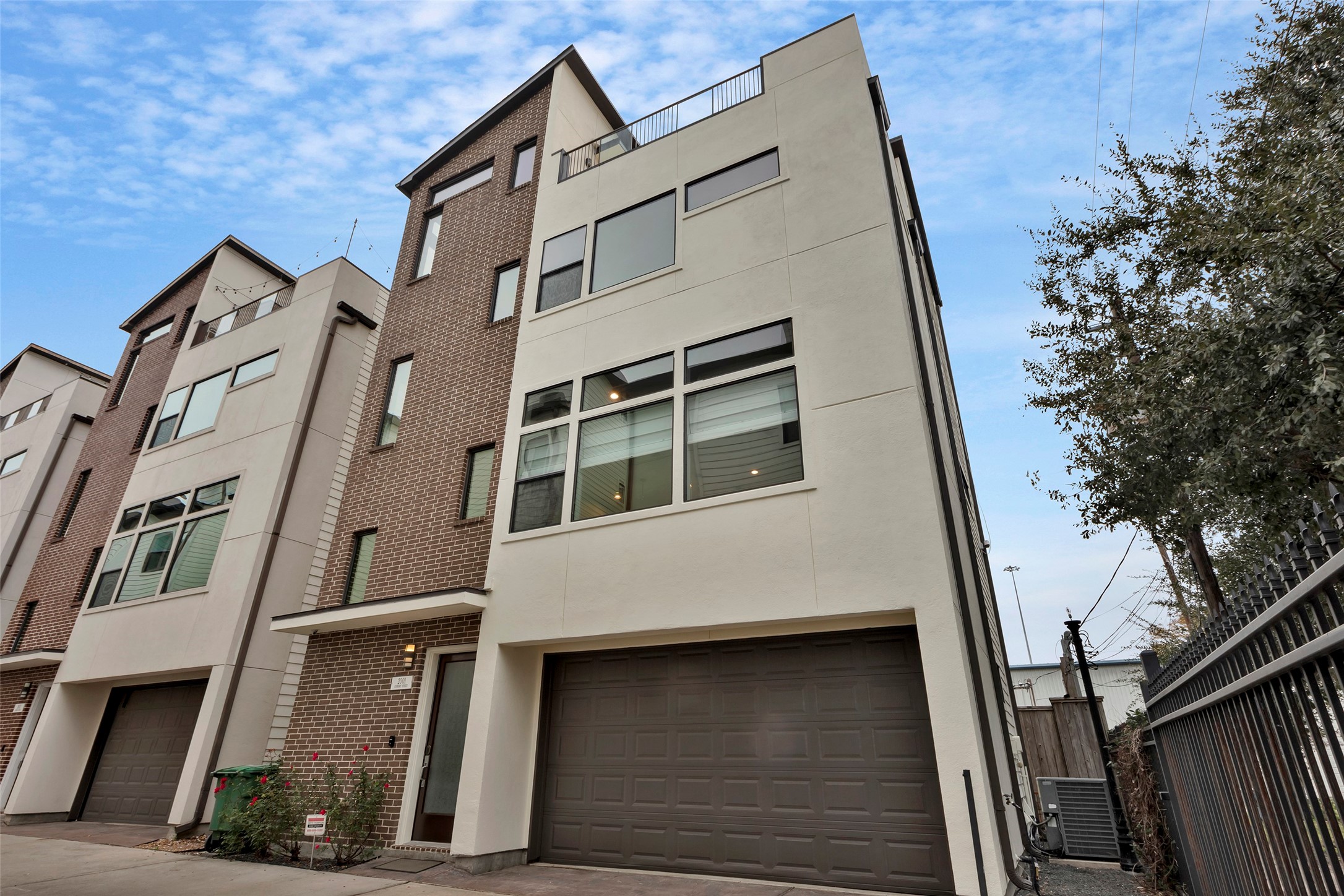 2001 Hickory Street Houston TX 77007