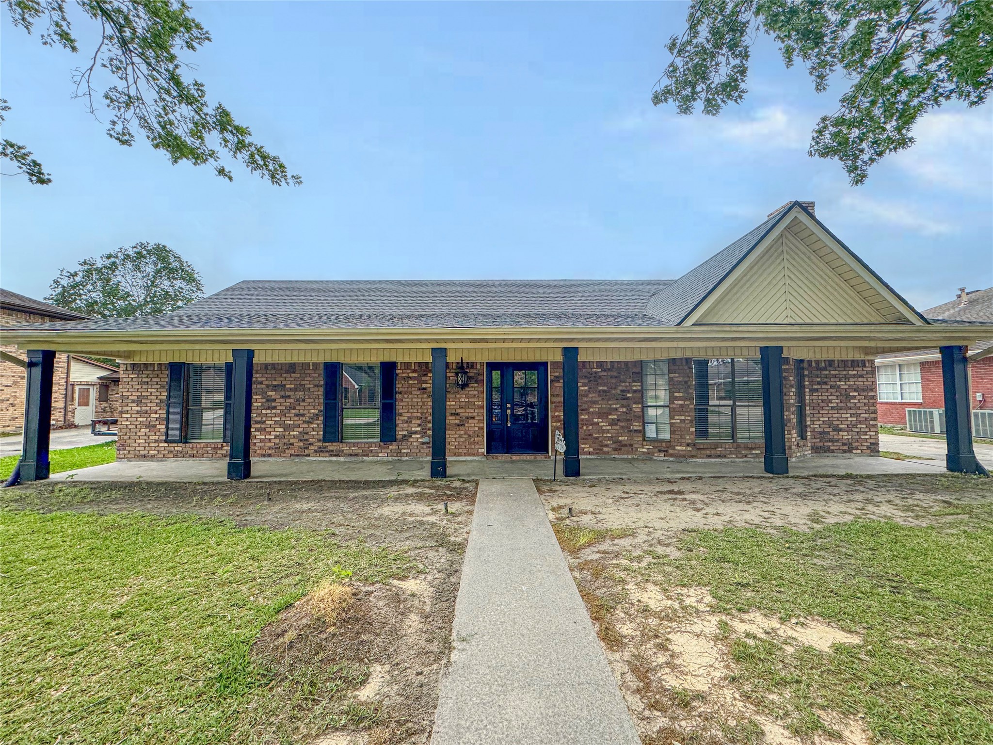 708 S 5th 1/2 Street Nederland TX 77627