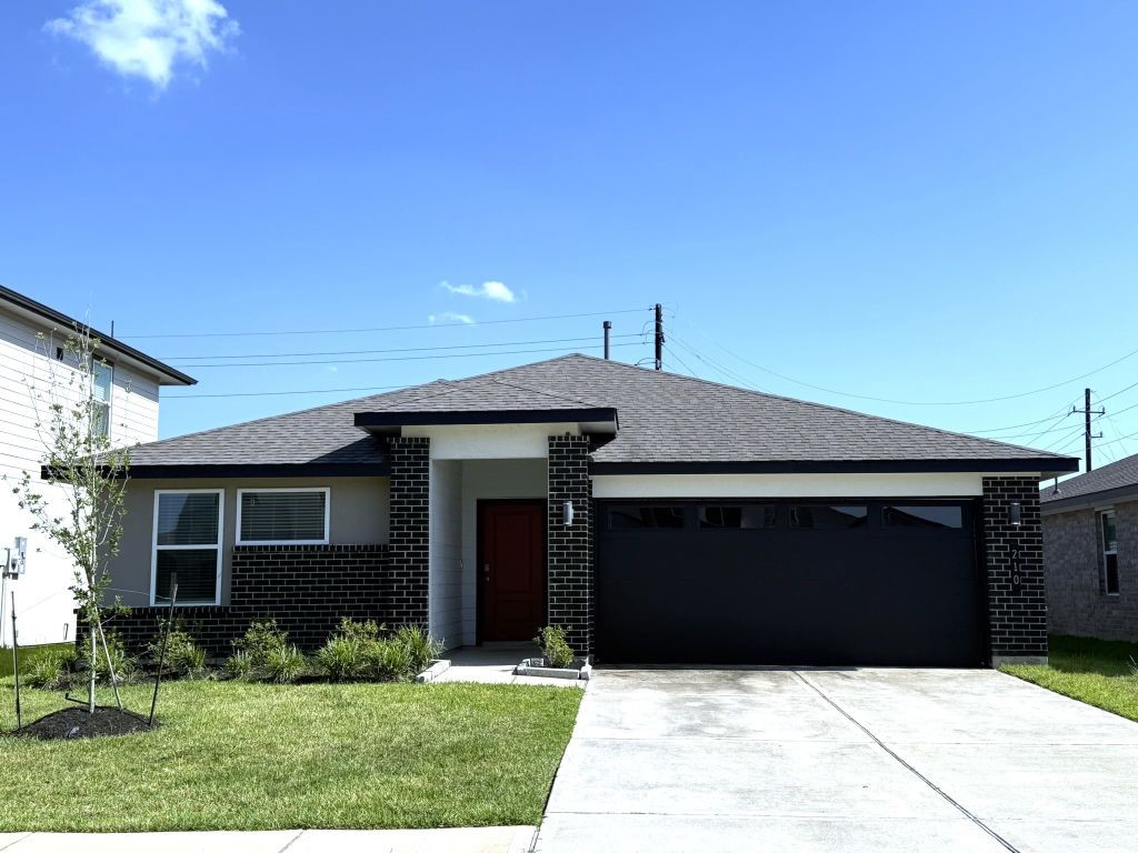 210 John House Lane Rosharon TX 77583