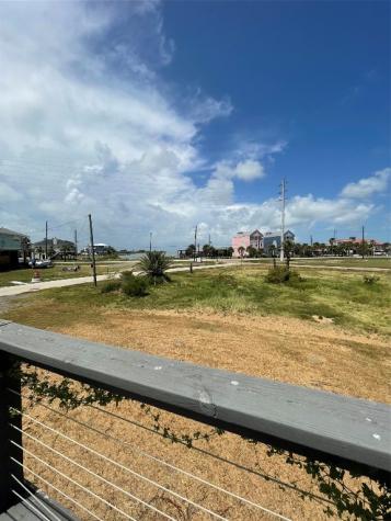 3707 El Lago Street Galveston TX 77554