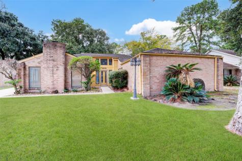 14915 Shady Bend Drive Houston TX 77070