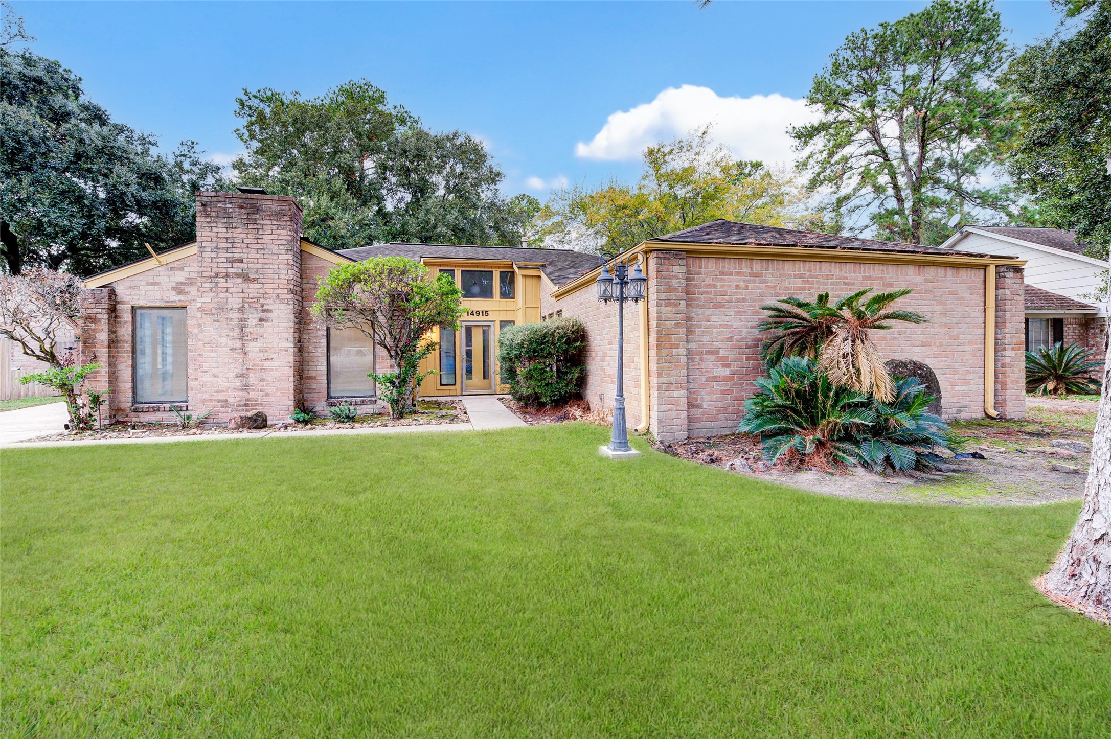 14915 Shady Bend Drive Houston TX 77070