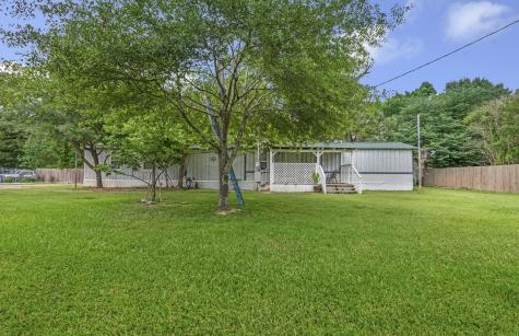 1305 N Blair Avenue Cleveland TX 77327