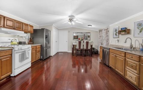 1305 N Blair Avenue Cleveland TX 77327