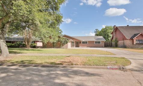 5207 Trail Lake Drive Houston TX 77045