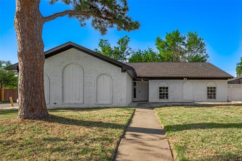11303 Hazen Street Houston TX 77072