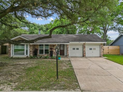 5111 Geneva Drive Friendswood TX 77546