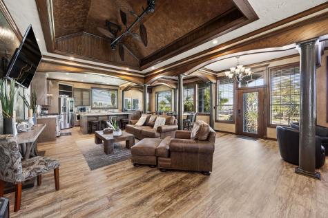 323 Tiki Drive Tiki Island TX 77554