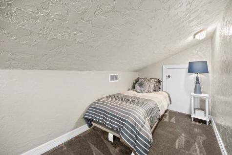 323 Tiki Drive Tiki Island TX 77554