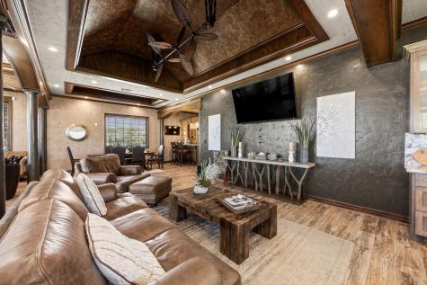 323 Tiki Drive Tiki Island TX 77554
