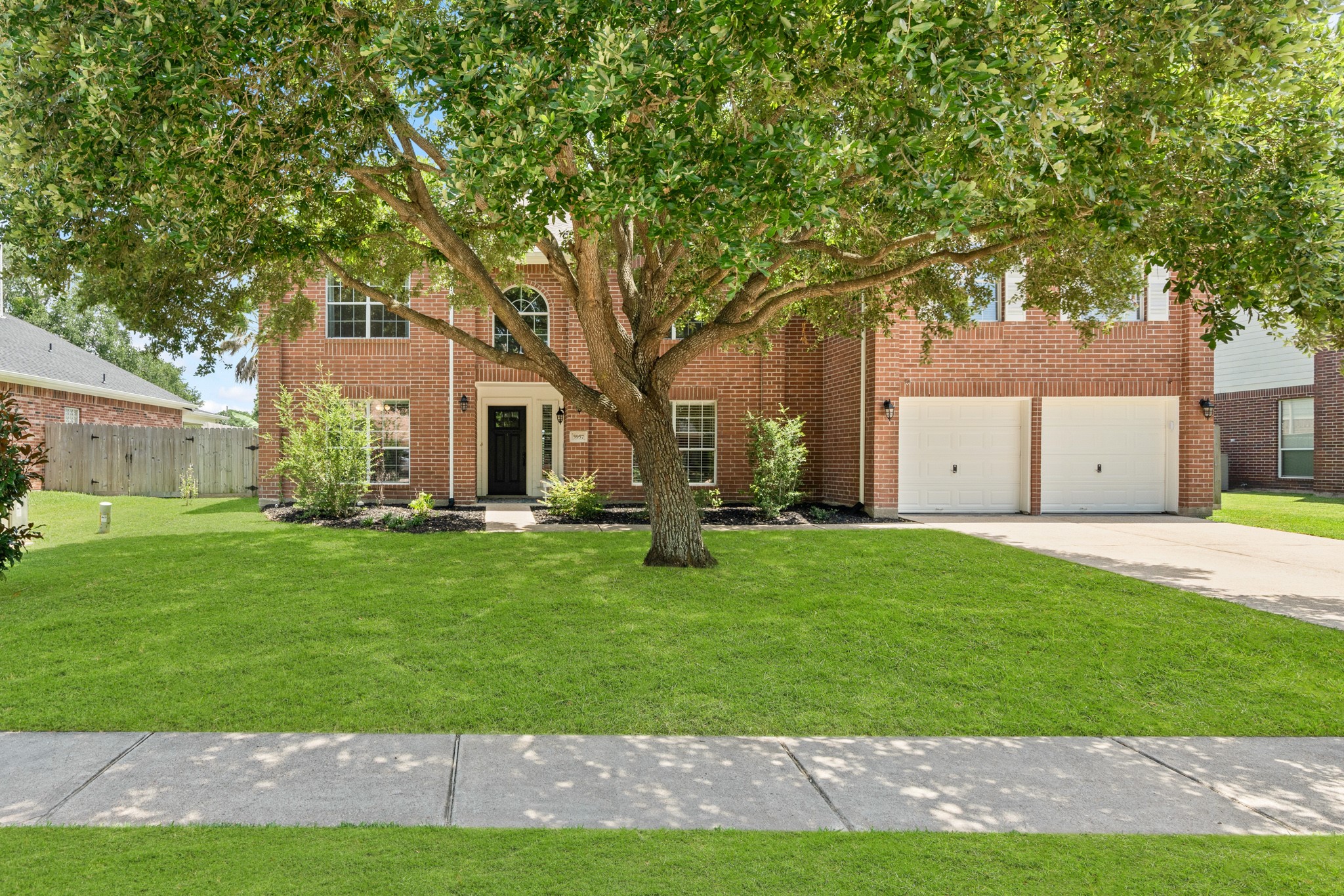 5957 Whispering Lakes Drive Katy TX 77493