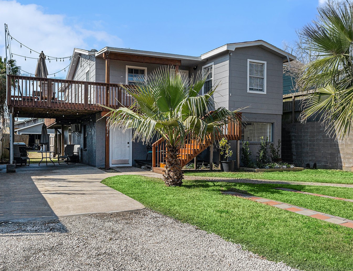 2219 72nd Street Galveston TX 77551