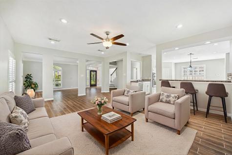 2006 Ravens Crest Drive Sugar Land TX 77478