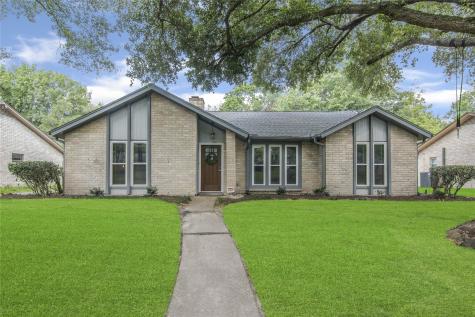 4019 Pecan Knoll Drive Kingwood TX 77339