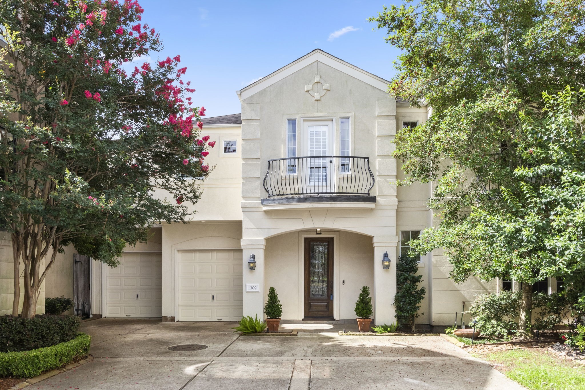 1302 Riverine Court Houston TX 77055