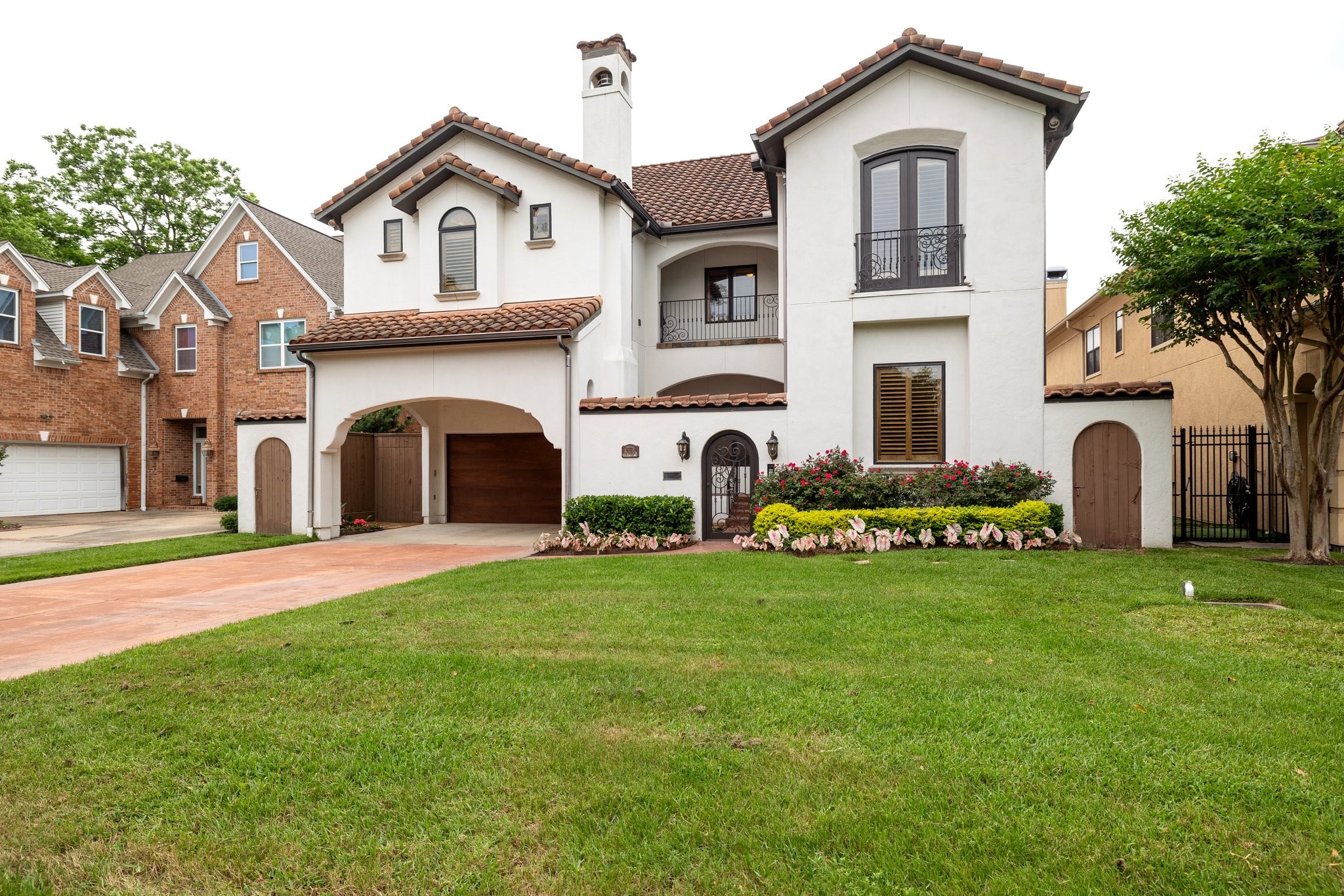 5310 Grand Lake Street Bellaire TX 77401