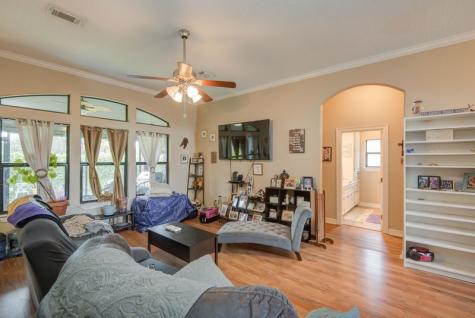 143 Eagle Nest Court Richwood TX 77566