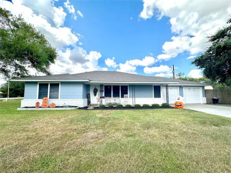 1901 Kirby Road El Campo TX 77437