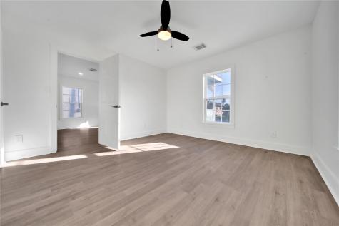 2221 Grover Avenue Galveston TX 77551