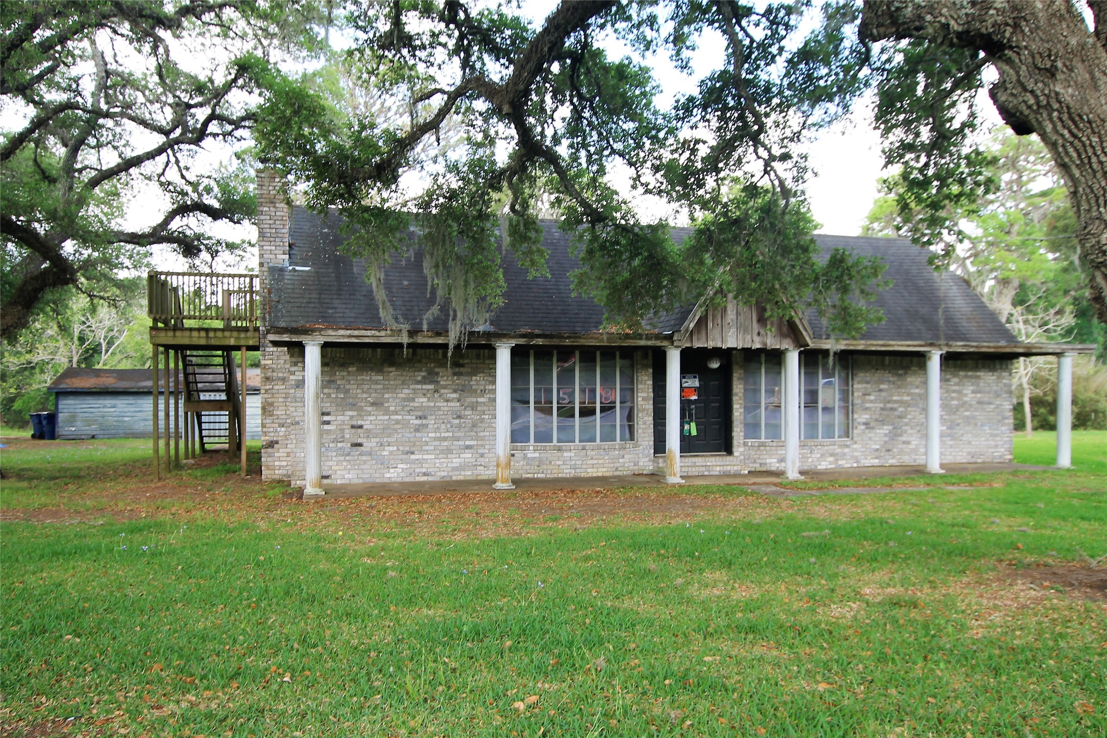 1518 S Columbia Drive West Columbia TX 77486
