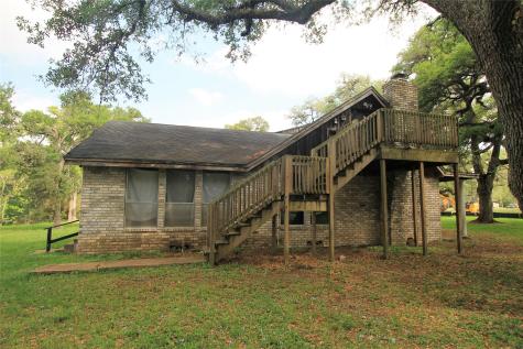 1518 S Columbia Drive West Columbia TX 77486
