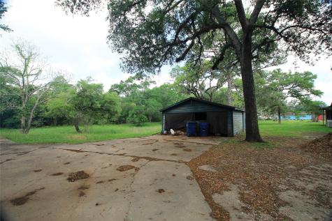 1518 S Columbia Drive West Columbia TX 77486