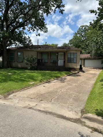 2115 11th Street Galena Park TX 77547