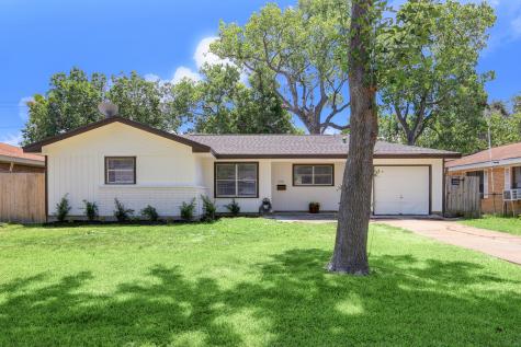 2121 19th Avenue N Texas City TX 77590
