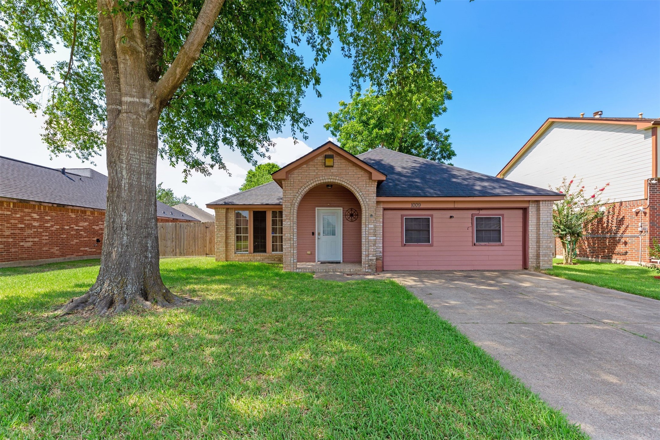 1009 Bayou Bend Drive Deer Park TX 77536