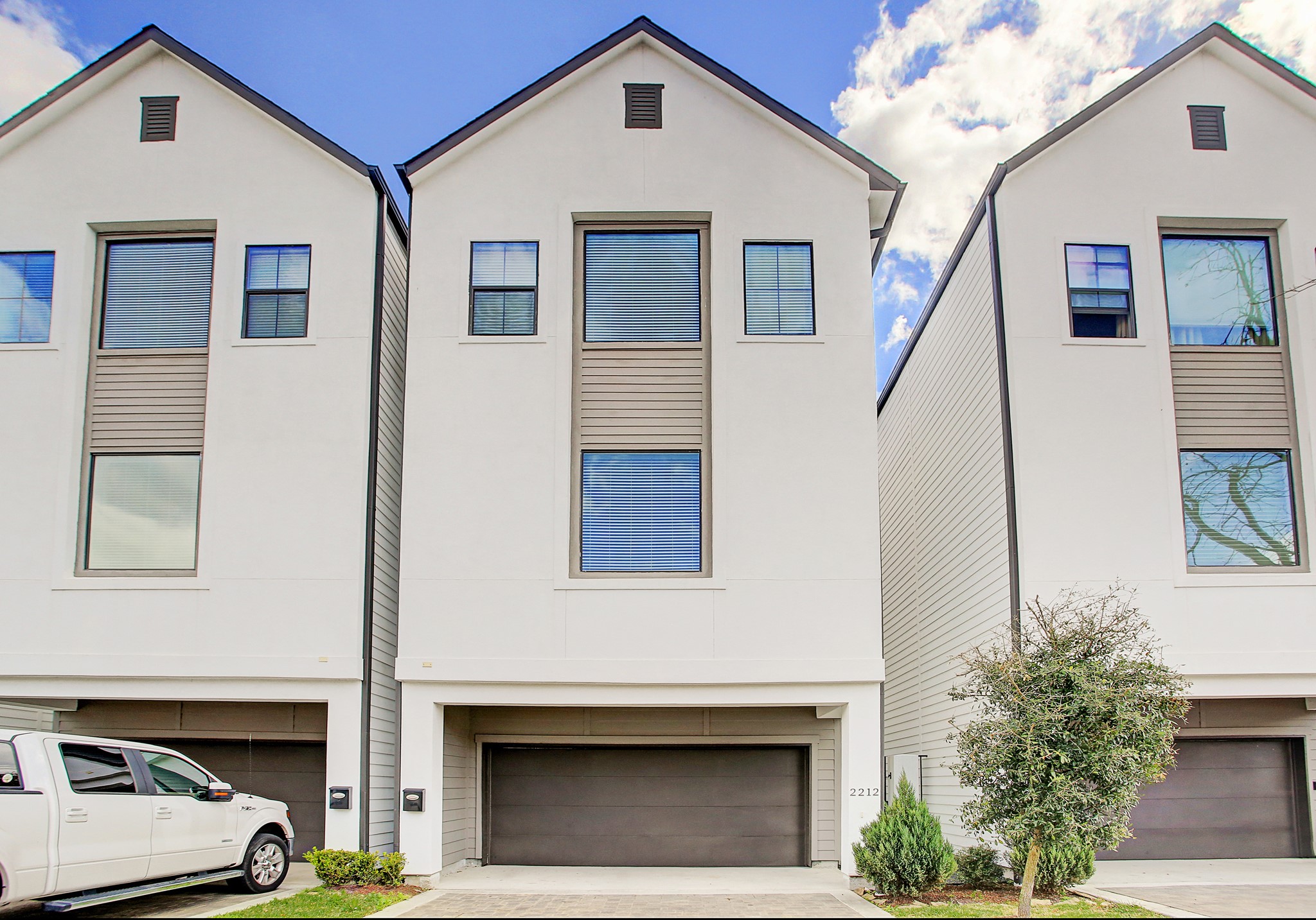 2212 Arabelle Street Houston TX 77007