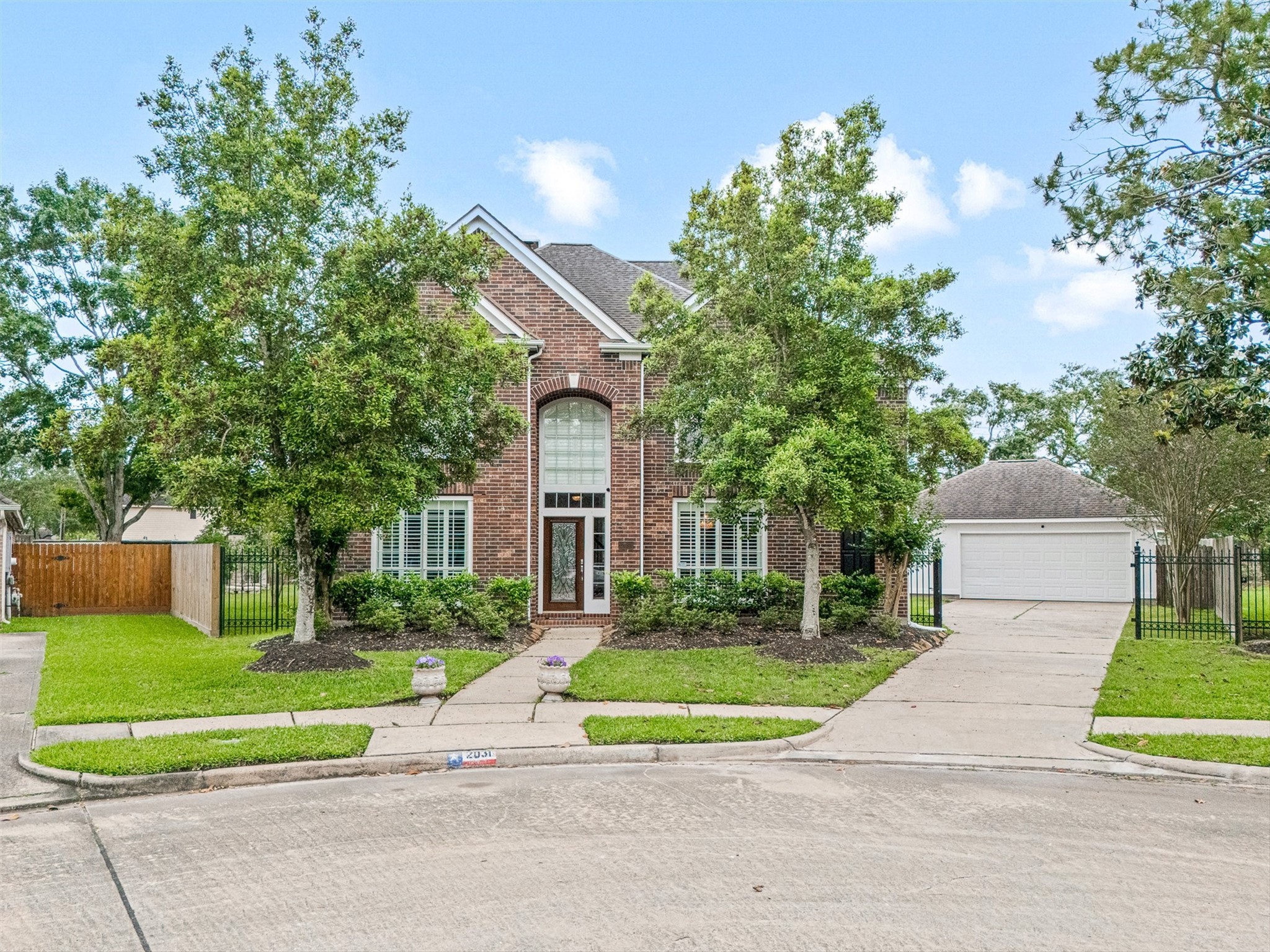 2031 Lodge Crest Court League City TX 77573
