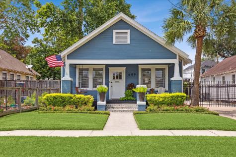 609 Aurora Street Houston TX 77008