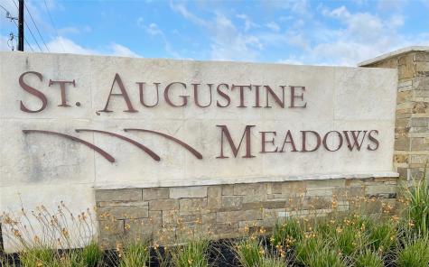 12115 Upper Meadows Avenue Mont Belvieu TX 77535