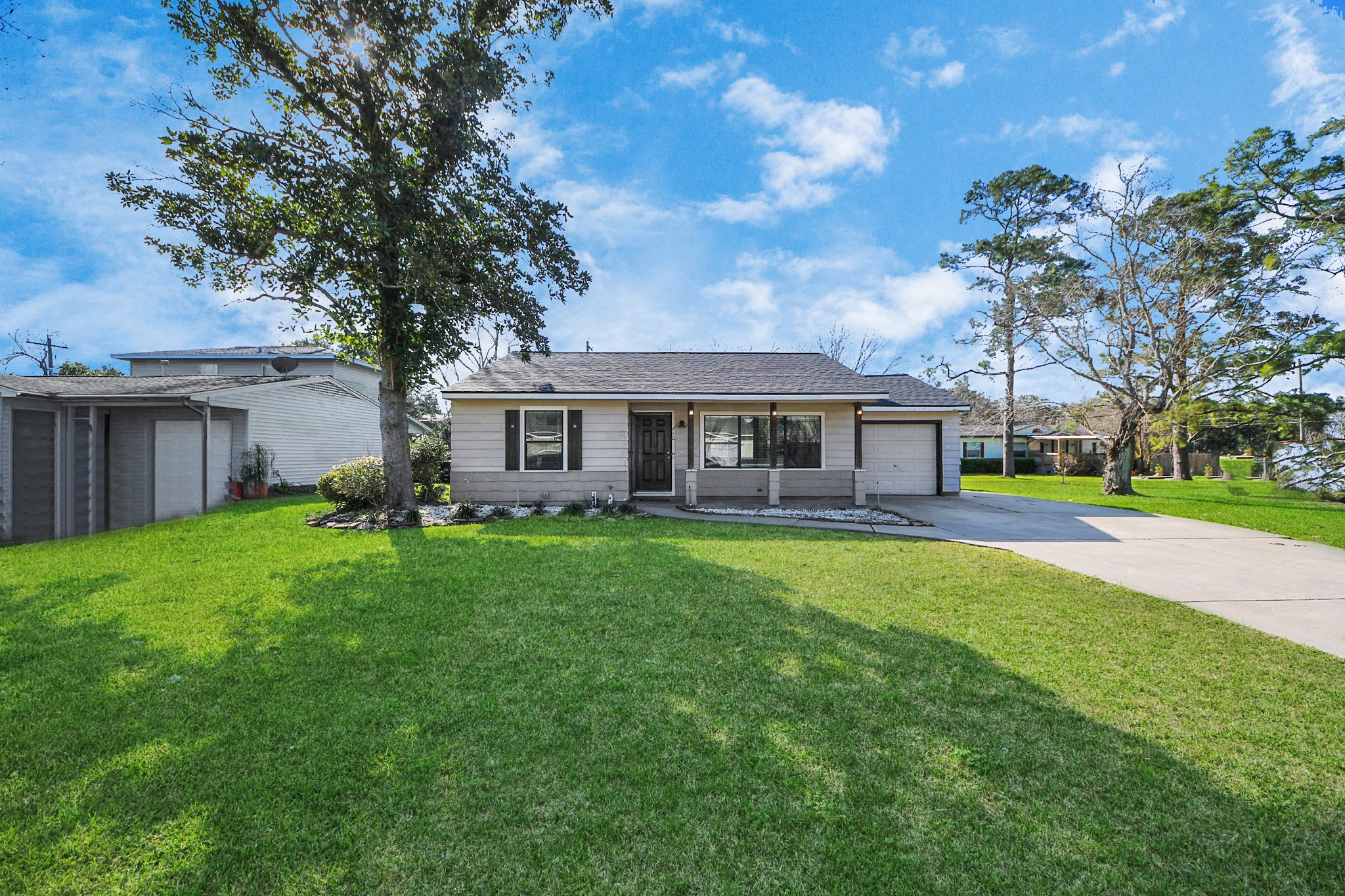 710 Dezso Drive Alvin TX 77511