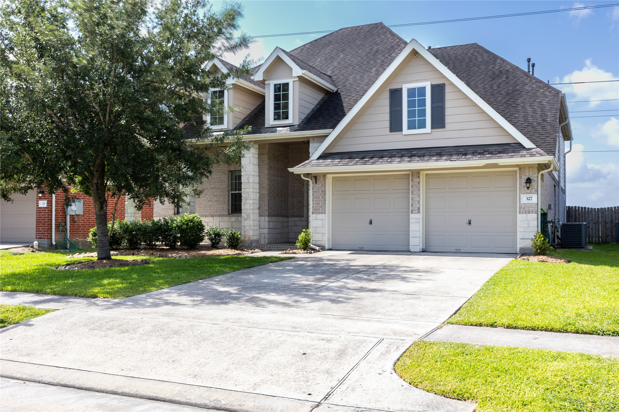 327 Lake Line Drive Alvin TX 77511