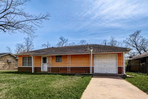5934 Longmeadow Street Houston TX 77033