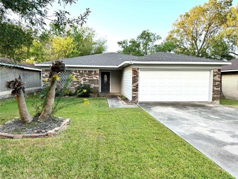 2937 3rd Avenue N Texas City TX 77590