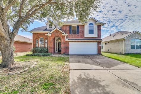 1111 Hunter Green Lane Fresno TX 77545