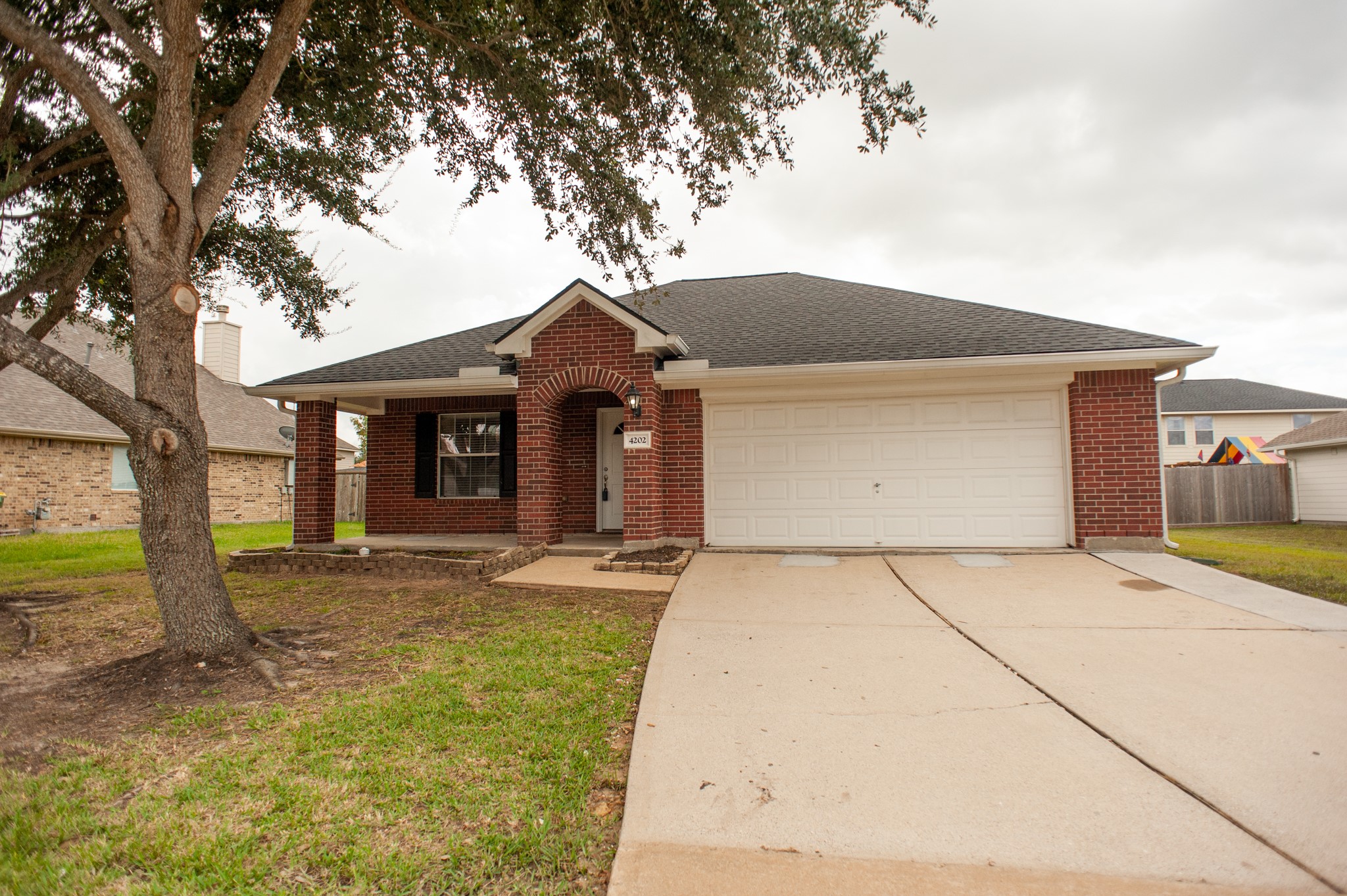 4202 Leisure Lane Pearland TX 77584