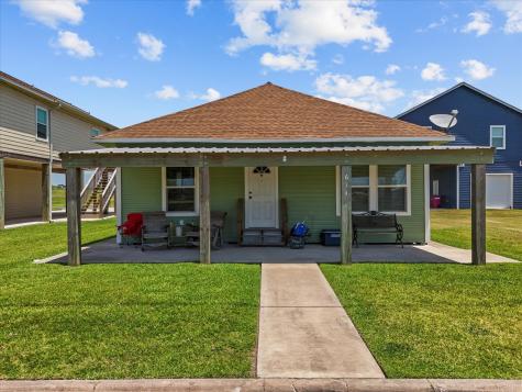 614 W 1st Street Freeport TX 77541